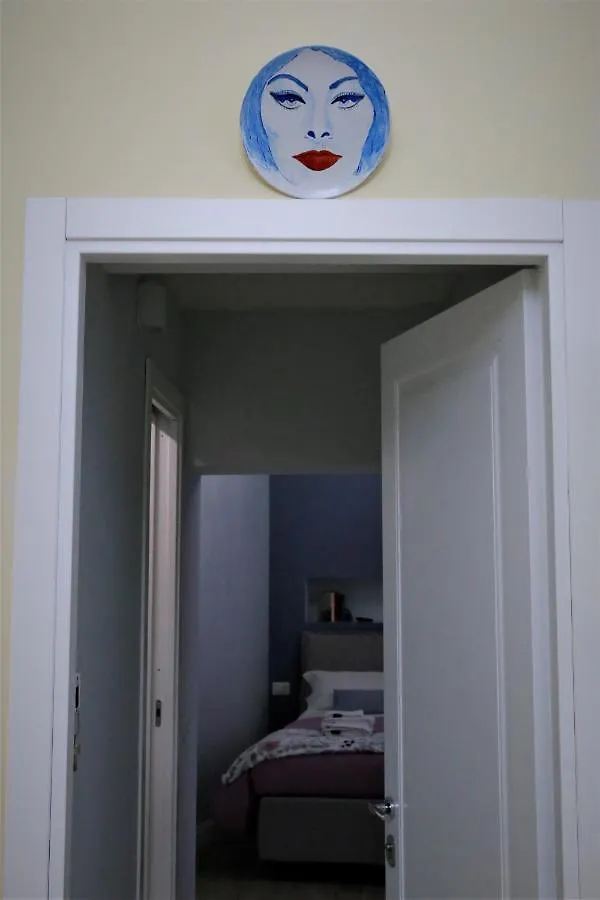 Bed and Breakfast Porta San Gennaro Napoli 2*,