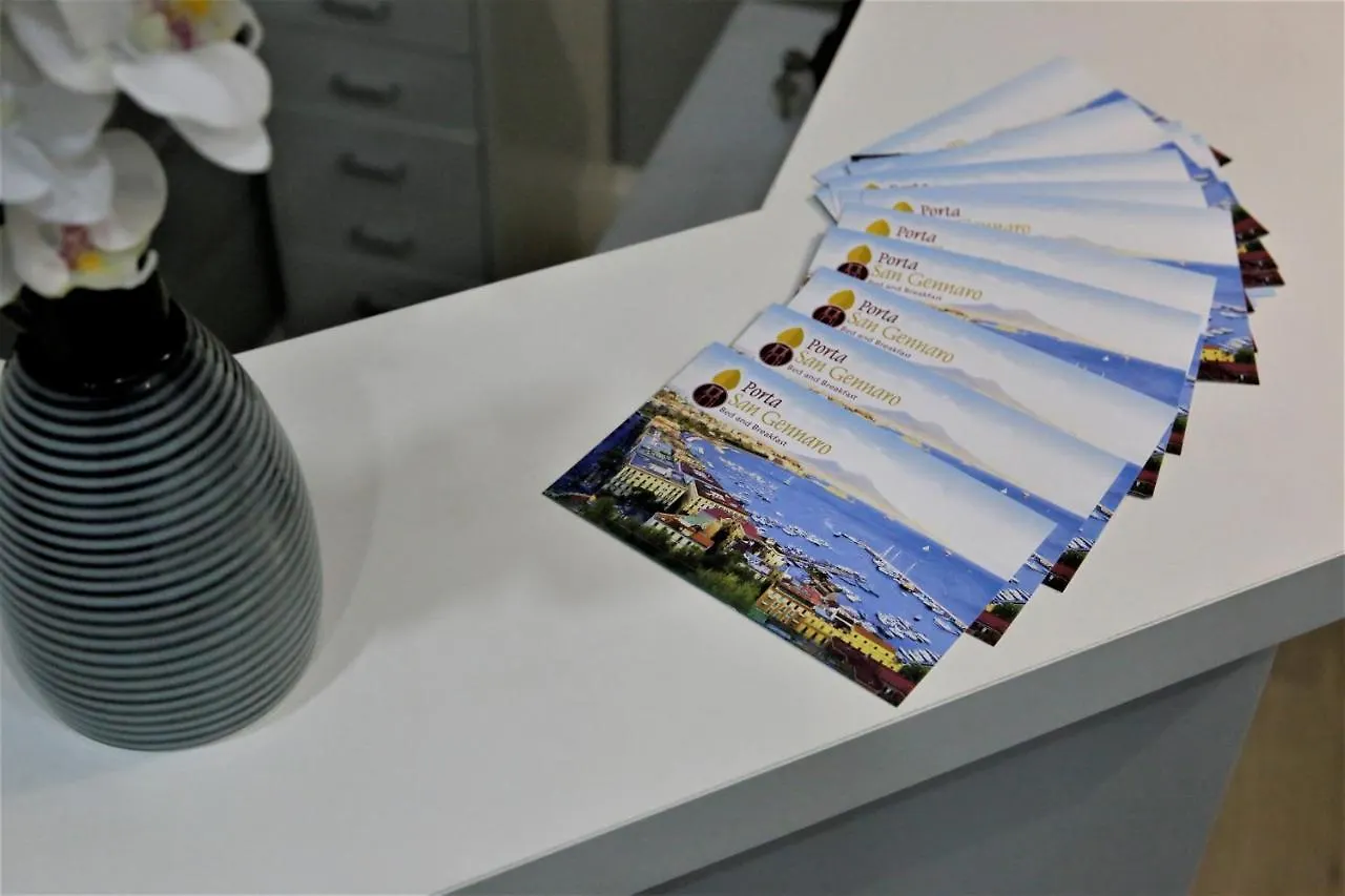 Bed and Breakfast Porta San Gennaro Napoli Bed & Breakfast