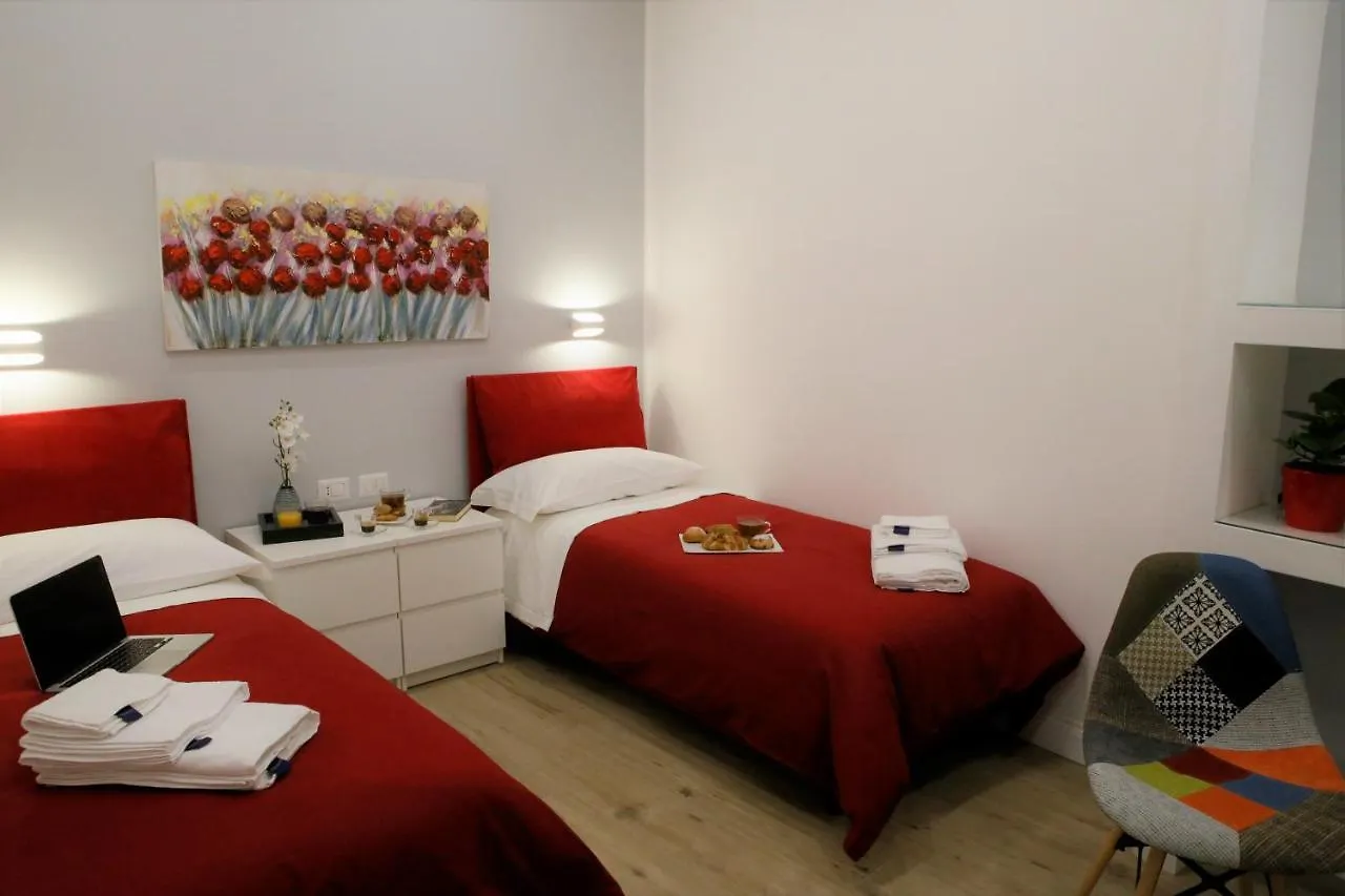 Bed and Breakfast Porta San Gennaro Napoli 2*,