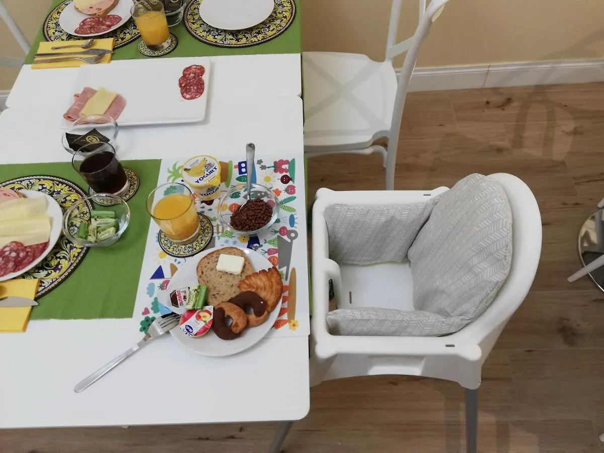 Porta San Gennaro Acomodação com café da manhã Nápoles 2*,  Itália